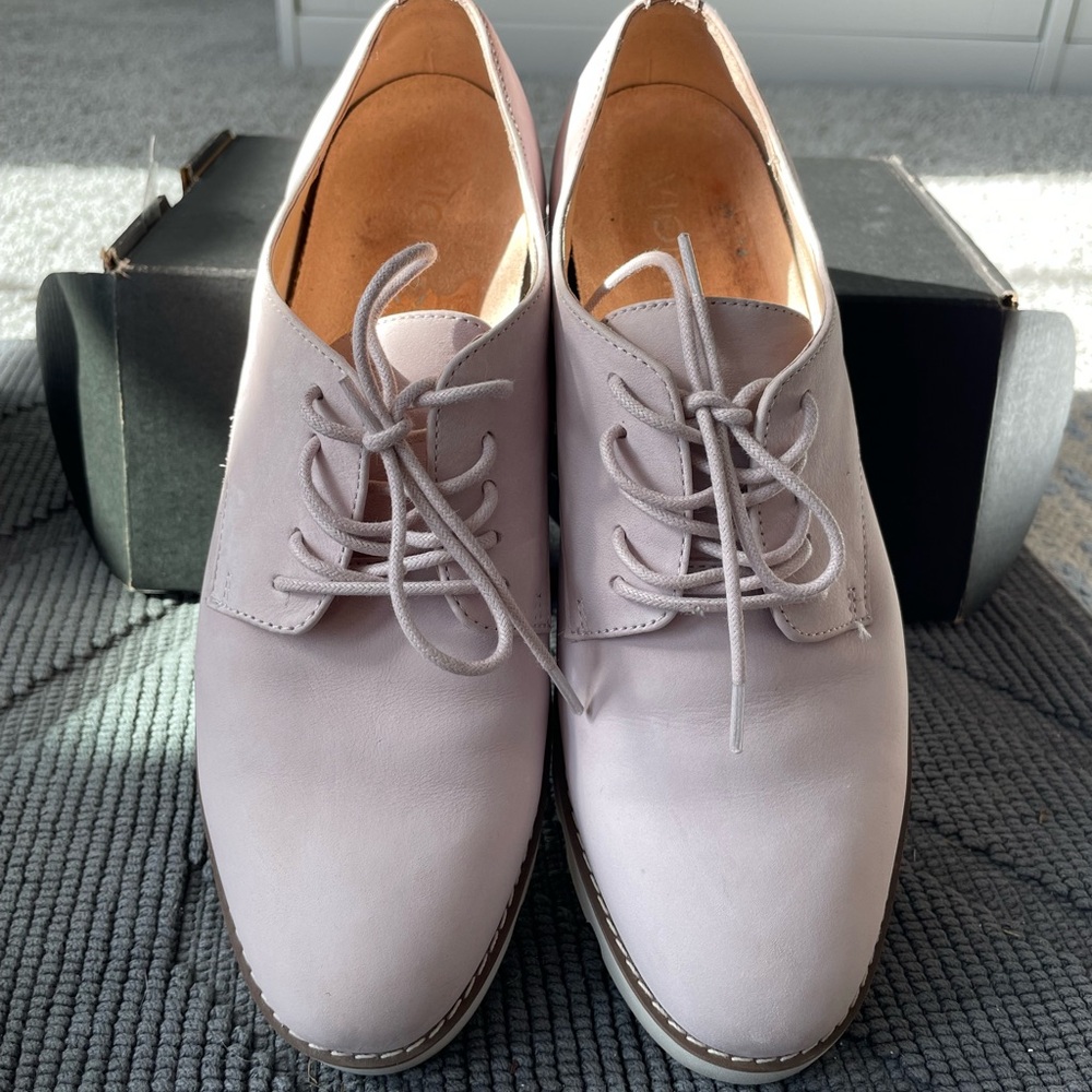 Vionic Women's Blush Pink Adina Oxford Shoes